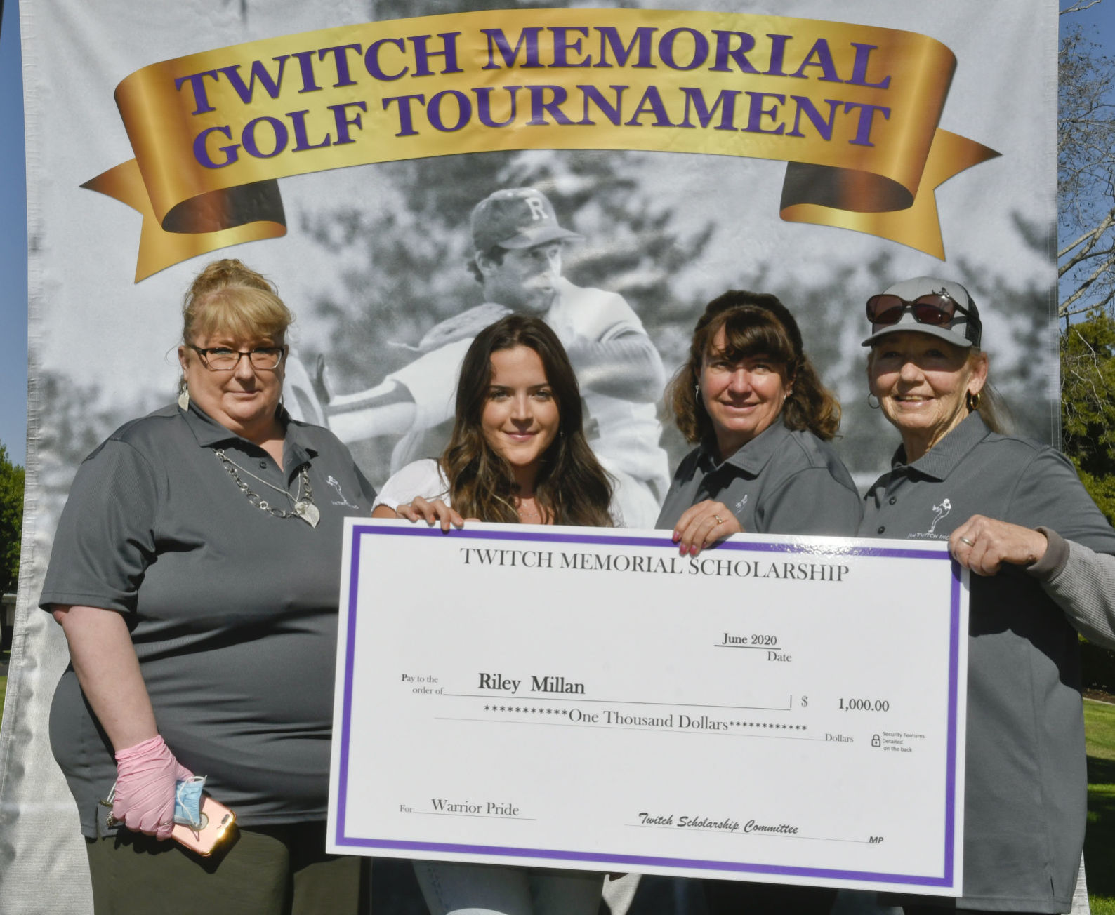070920 Twitch scholarship 5.jpg